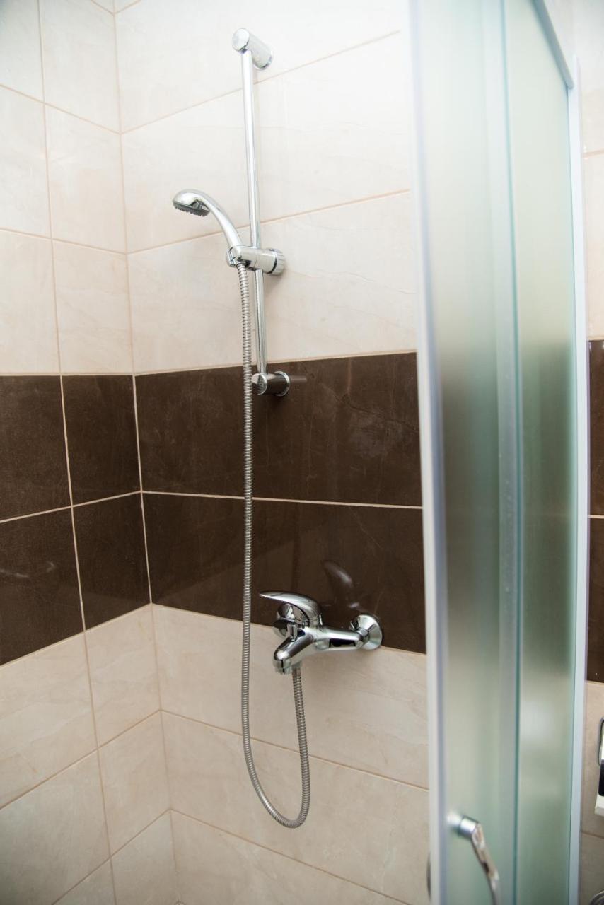 Ferienwohnung Apartman 1 Sremska Mitrovica Exterior foto